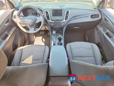 Zdjęcie 8 z 14 samochodu: 2021 CHEVROLET EQUINOX LT VIN:2GNAXUEVXM6105774 - miniatura