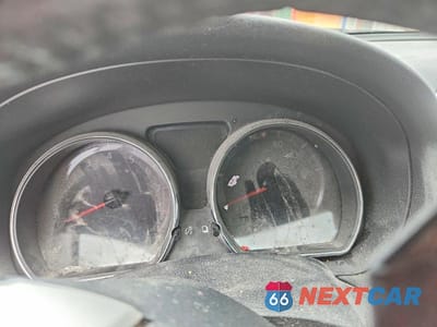 Zdjęcie 9 z 12 samochodu: 2018 NISSAN VERSA SV VIN:3N1CN7AP2JL822244 - miniatura