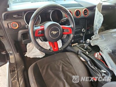 Zdjęcie 8 z 12 samochodu: 2018 FORD MUSTANG VIN:1FA6P8TH6J5110678 - miniatura