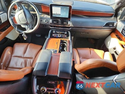 Zdjęcie 8 z 13 samochodu: 2020 LINCOLN NAVIGATOR L RESERVE VIN:5LMJJ3LTXLEL23626 - miniatura