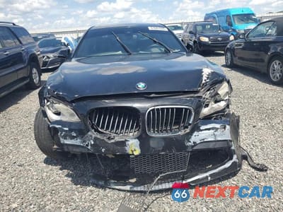 Piąte zdjęcie samochodu w środku: 2015 BMW 750 LI VIN:WBAYE8C57FD781172 - miniatura