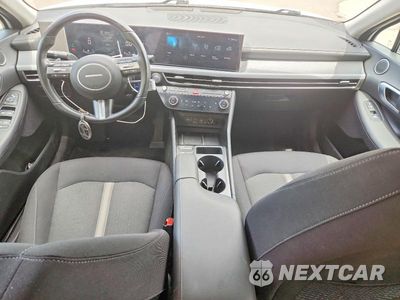 Zdjęcie 8 z 12 samochodu: 2025 HYUNDAI SONATA HYBRID SEL VIN:KMHL34JJ8SA104697 - miniatura