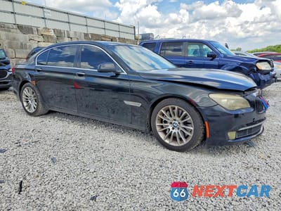 Czwarte zdjęcie samochodu z boku: 2010 BMW 750 LI VIN:WBAKB8C5XACY62728 - miniatura