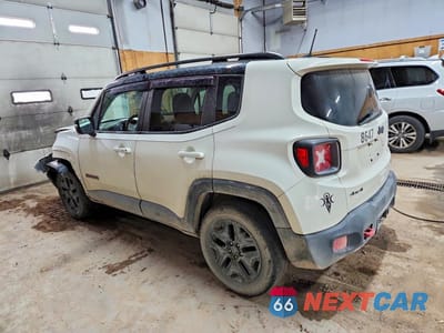 Drugie zdjęcie samochodu z przodu: 2018 JEEP RENEGADE TRAILHAWK VIN:ZACCJBCB3JPH94121 - miniatura