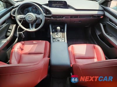 Zdjęcie 8 z 12 samochodu: 2026 MAZDA 3 PREFERRED VIN:JM1BPBLL2T1867064 - miniatura