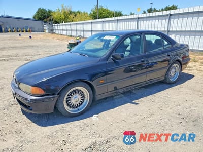 2000 BMW 528 I AUTOMATIC WBADM6345YGV01618 - główne zdjęcie licytacji z USA - miniatura