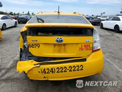 Zdjęcie 6 z 12 samochodu: 2011 TOYOTA PRIUS TWO VIN:JTDKN3DU9B0269142 - miniatura