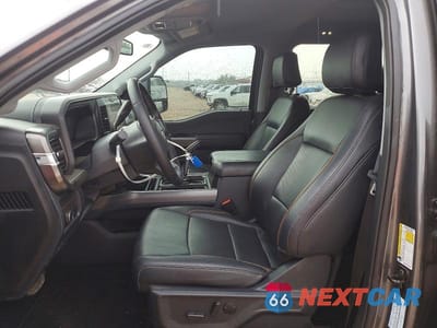 Zdjęcie 7 z 13 samochodu: 2026 FORD F350 SUPER DUTY VIN:1FT8W3DT4TEC60657 - miniatura