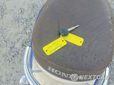 Zdjęcie 8 z 9 samochodu: 2023 HONDA NCW50 VIN:JH2AF7711PK602647 - miniatura