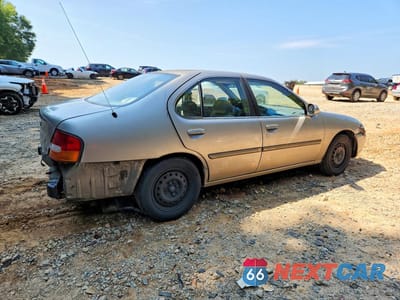 Trzecie zdjęcie samochodu z tyłu: 1999 NISSAN ALTIMA XE VIN:1N4DL01DXXC268983 - miniatura