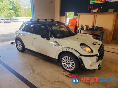 Czwarte zdjęcie samochodu z boku: 2016 MINI COOPER S VIN:WMWXU3C50G2D28223 - miniatura