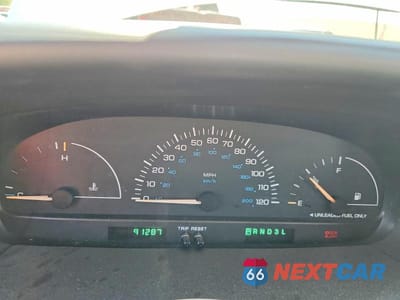 Zdjęcie 9 z 13 samochodu: 2000 CHRYSLER VOYAGER VIN:2C4GJ2534YR647657 - miniatura
