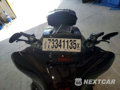 Piąte zdjęcie samochodu w środku: 2019 HARLEY-DAVIDSON FLHXSE VIN:1HD1PXL13KB951571 - miniatura