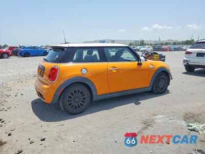 Trzecie zdjęcie samochodu z tyłu: 2017 MINI COOPER S VIN:WMWXP7C57H3B93820 - miniatura