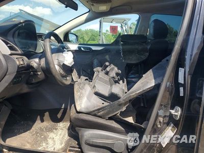 Zdjęcie 7 z 12 samochodu: 2017 NISSAN SENTRA S VIN:3N1AB7AP9HY211253 - miniatura
