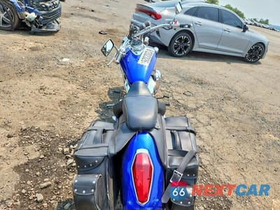 Zdjęcie 6 z 9 samochodu: 2015 HONDA VT1300 CR VIN:JH2SC6609FK500088 - miniatura