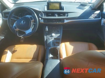 Zdjęcie 8 z 12 samochodu: 2012 LEXUS CT 200 VIN:JTHKD5BH1C2121186 - miniatura