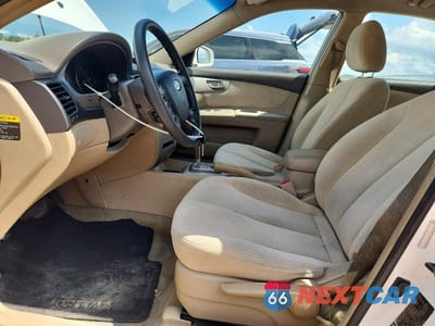 Zdjęcie 7 z 12 samochodu: 2007 KIA OPTIMA VIN:KNAGE123075102101 - miniatura
