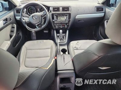 Zdjęcie 8 z 12 samochodu: 2015 VOLKSWAGEN JETTA HYBRID VIN:3VW637AJ2FM328895 - miniatura