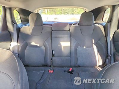 Zdjęcie 10 z 13 samochodu: 2019 JEEP CHEROKEE LATITUDE VIN:1C4PJLCB8KD285567 - miniatura
