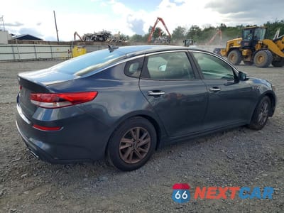 Trzecie zdjęcie samochodu z tyłu: 2020 KIA OPTIMA LX VIN:5XXGT4L38LG416156 - miniatura