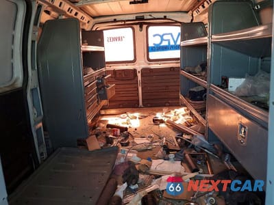 Zdjęcie 10 z 13 samochodu: 2015 CHEVROLET EXPRESS G2500 VIN:1GCWGFCFXF1263334 - miniatura