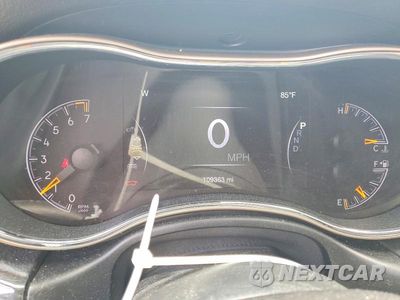 Zdjęcie 9 z 13 samochodu: 2016 JEEP GRAND CHEROKEE LAREDO VIN:1C4RJFAG7GC505075 - miniatura