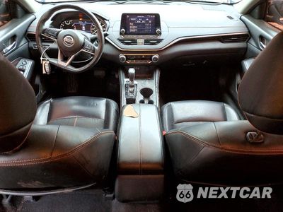 Zdjęcie 8 z 12 samochodu: 2019 NISSAN ALTIMA SR VIN:1N4BL4CVXKC191559 - miniatura