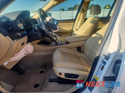 Zdjęcie 7 z 14 samochodu: 2014 BMW X3 VIN:5UXWX9C58E0D36375 - miniatura