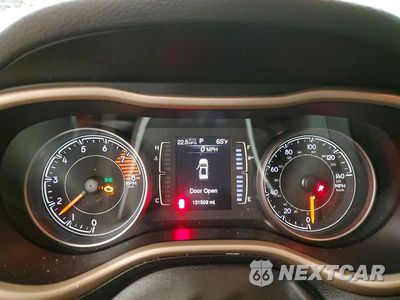 Zdjęcie 9 z 14 samochodu: 2017 JEEP CHEROKEE LATITUDE VIN:1C4PJMCS1HW538683 - miniatura
