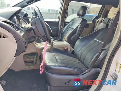 Zdjęcie 7 z 12 samochodu: 2019 DODGE GRAND CARAVAN SXT VIN:2C4RDGCG0KR774545 - miniatura