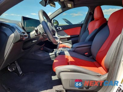 Zdjęcie 7 z 12 samochodu: 2025 BMW 228XI VIN:WBA23GG07S7T33057 - miniatura