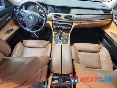 Zdjęcie 8 z 13 samochodu: 2010 BMW 750 LI XDRIVE VIN:WBAKC8C5XAC430430 - miniatura