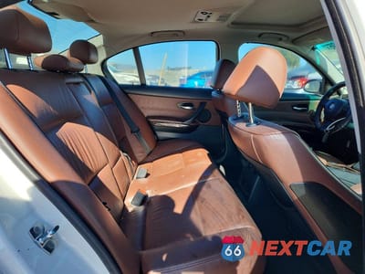 Zdjęcie 10 z 12 samochodu: 2006 BMW 330 I VIN:WBAVB33596PS17861 - miniatura
