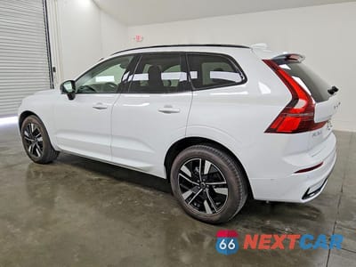 Drugie zdjęcie samochodu z przodu: 2026 VOLVO XC60 PLUS VIN:YV4M12RC9T1398716 - miniatura