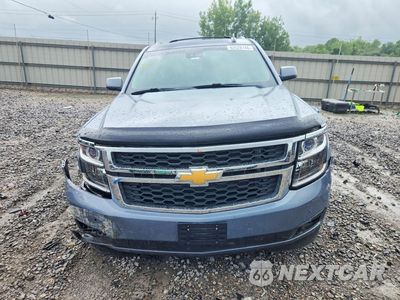 Piąte zdjęcie samochodu w środku: 2016 CHEVROLET SUBURBAN C1500 LT VIN:1GNSCHKC2GR256126 - miniatura