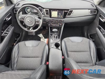 Zdjęcie 8 z 12 samochodu: 2017 KIA NIRO EX VIN:KNDCC3LC7H5053059 - miniatura