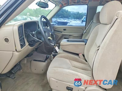 Zdjęcie 7 z 12 samochodu: 2004 CHEVROLET SILVERADO K1500 VIN:1GCEK19T84E340489 - miniatura