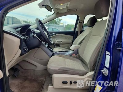 Zdjęcie 7 z 12 samochodu: 2015 FORD ESCAPE SE VIN:1FMCU9GX7FUC21262 - miniatura