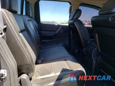 Zdjęcie 10 z 12 samochodu: 2013 NISSAN TITAN SV VIN:1N6AA0EC5DN309957 - miniatura