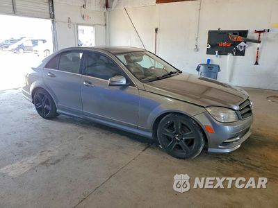 Czwarte zdjęcie samochodu z boku: 2011 MERCEDES-BENZ C 300 4MATIC VIN:WDDGF8BB2BF537632 - miniatura