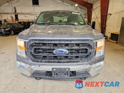 Piąte zdjęcie samochodu w środku: 2022 FORD F150 SUPER CAB VIN:1FTEX1EP2NFC45867 - miniatura