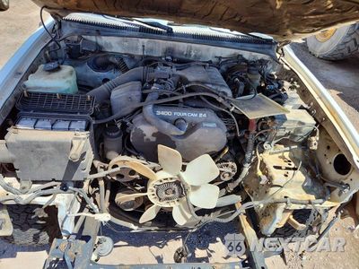 Zdjęcie 11 z 13 samochodu: 2000 TOYOTA TACOMA VIN:4TAWN72N7YZ607173 - miniatura
