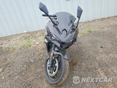 Drugie zdjęcie samochodu z przodu: 2025 KAWASAKI EX500 VIN:ML5EXGG19SDA69416 - miniatura