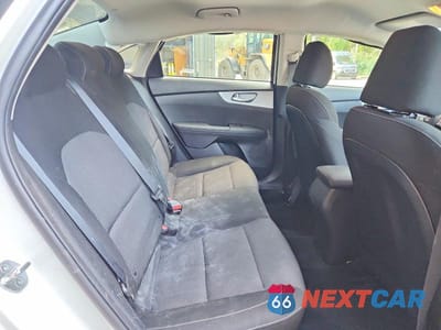 Zdjęcie 10 z 12 samochodu: 2024 KIA FORTE LXS VIN:3KPF24AD0RE756462 - miniatura