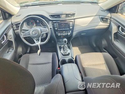 Zdjęcie 8 z 14 samochodu: 2019 NISSAN ROGUE SV VIN:JN8AT2MV2KW375258 - miniatura