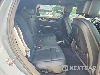 Zdjęcie 11 z 13 samochodu: 2026 PORSCHE CAYENNE VIN:WP1AA2AY1TDA01395 - miniatura
