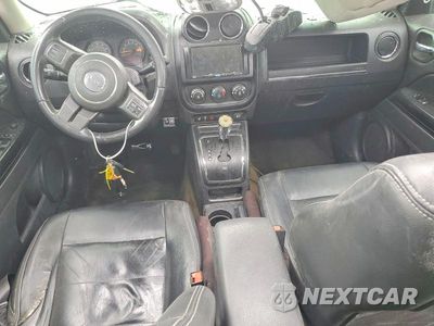 Zdjęcie 8 z 13 samochodu: 2016 JEEP PATRIOT LATITUDE VIN:1C4NJRFBXGD658931 - miniatura