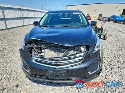Piąte zdjęcie samochodu w środku: 2017 CADILLAC XT5 LUXURY VIN:1GYKNDRS2HZ152661 - miniatura