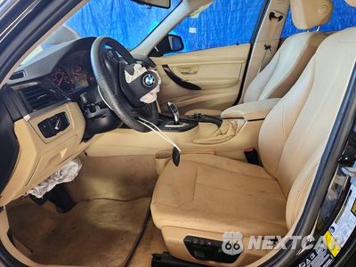 Zdjęcie 7 z 12 samochodu: 2014 BMW 320 I XDRIVE VIN:WBA3C3G52ENS72600 - miniatura